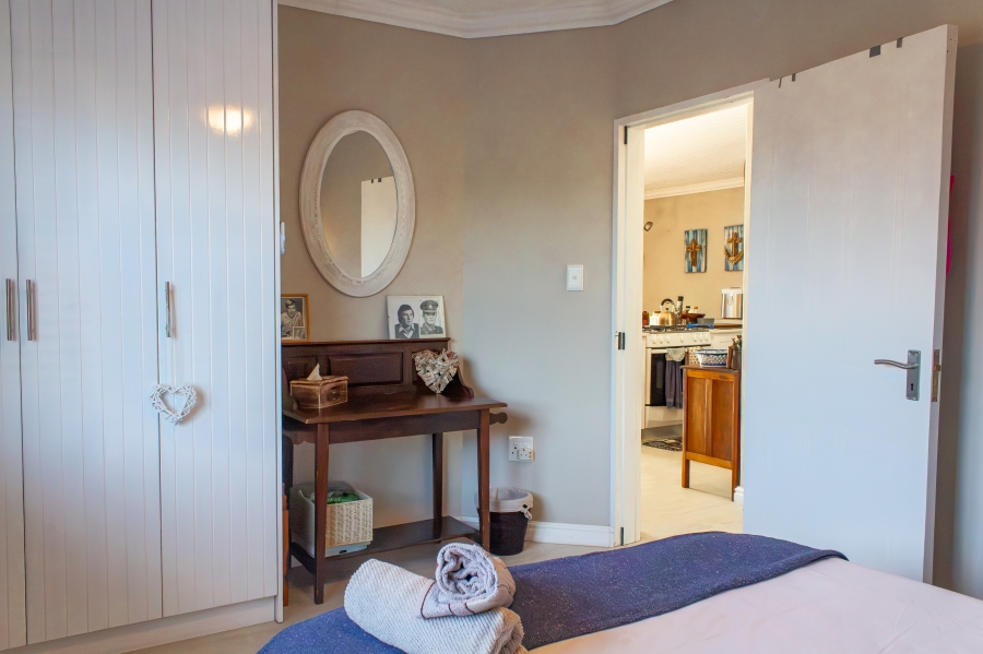 3 Bedroom Property for Sale in De Kelders Western Cape